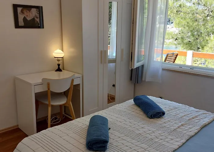 Seahouse Albertina Villa *