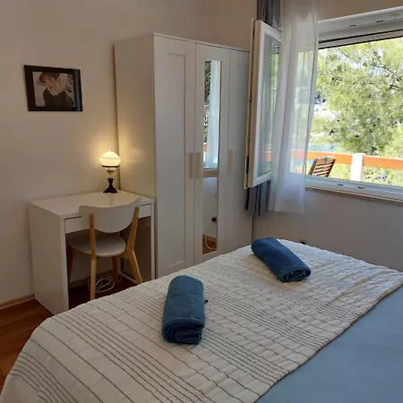 Seahouse Albertina Villa *